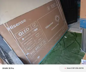 Hisense 100-inch Tv100q7q Flat Panel Display