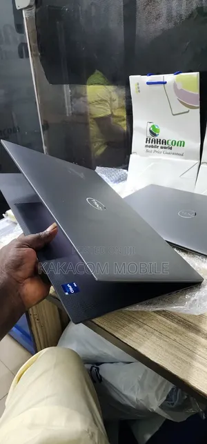 Laptop Dell Precision 5570 32GB Nvidia SSD 512GB