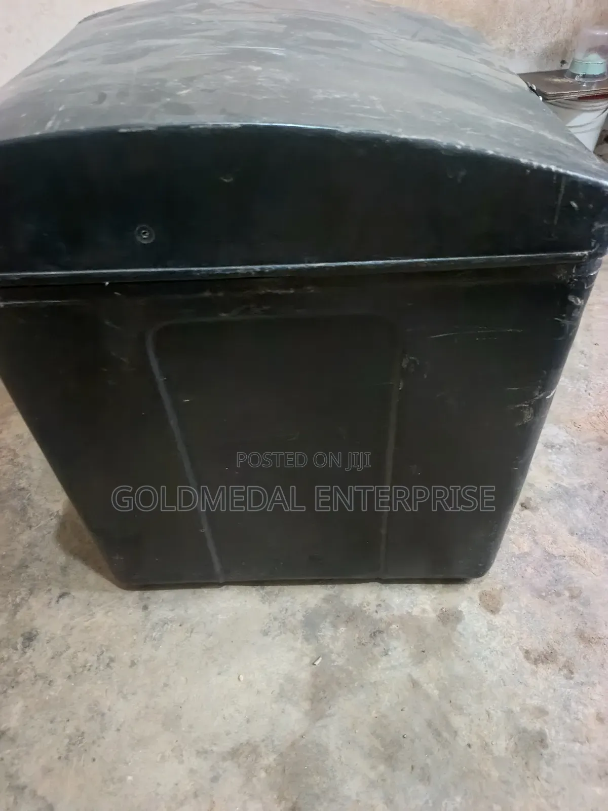 Dispatch Box