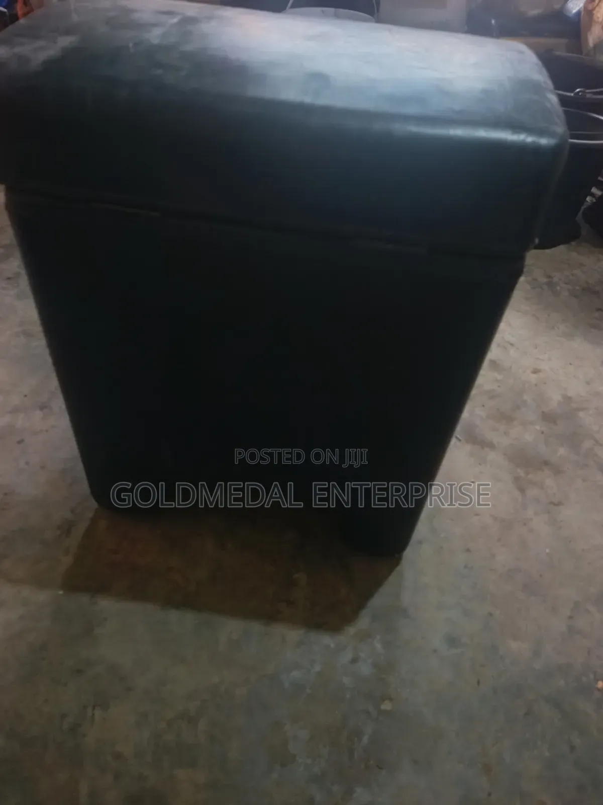 Dispatch Box