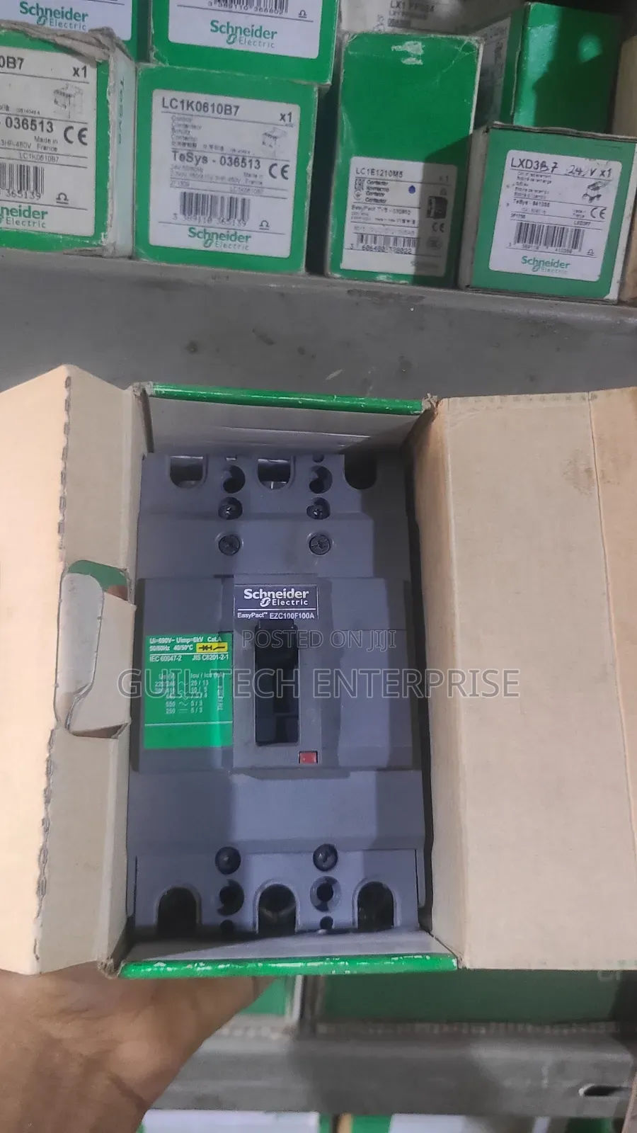 McCb Breaker