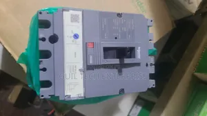 McCb Breaker