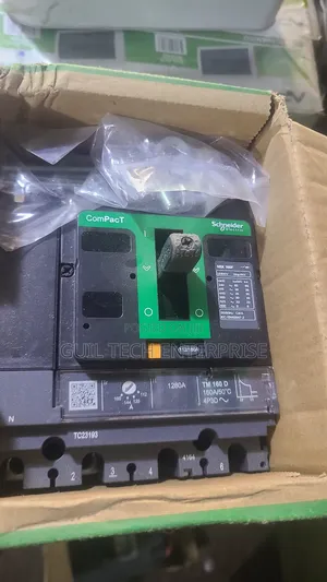 McCb Breaker