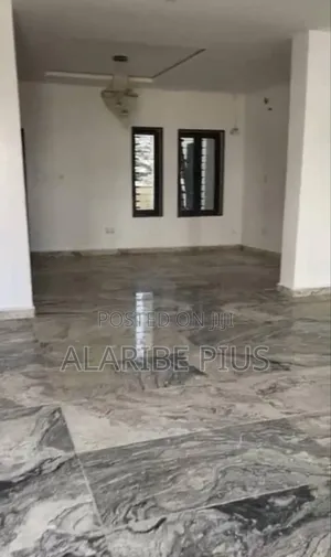 5bdrm Duplex in Estate, Idu Industrial for sale