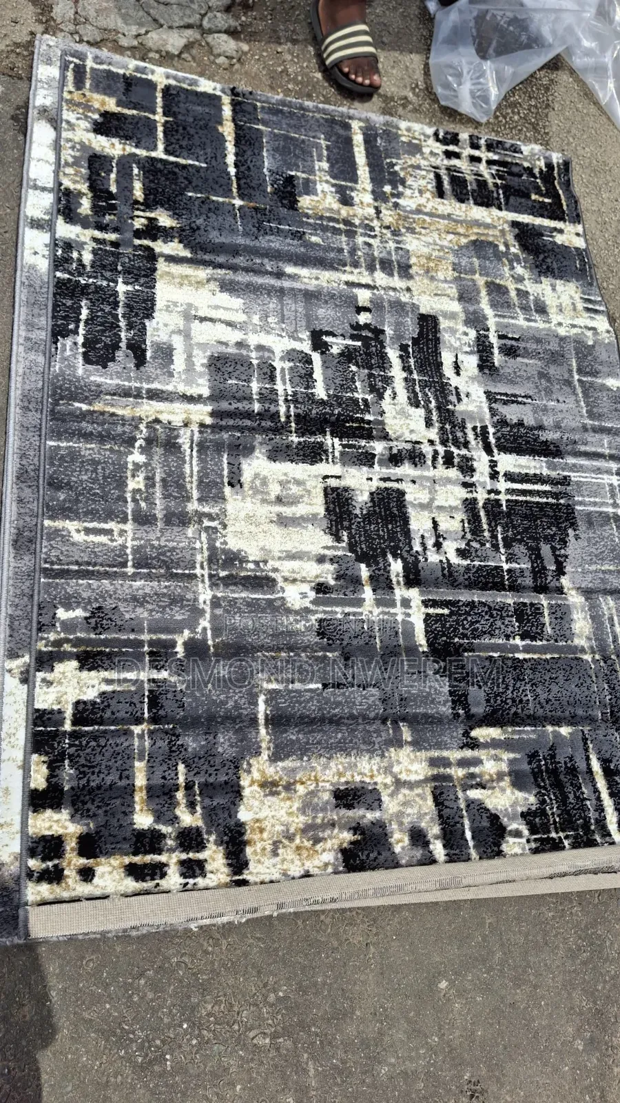 Center Rugs