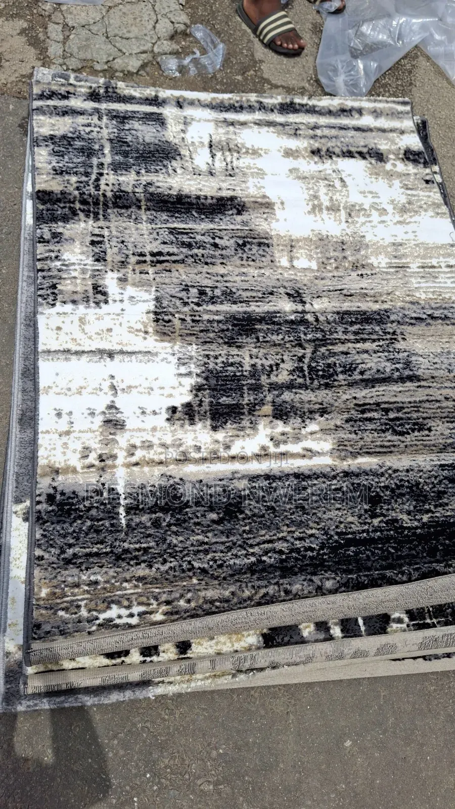 Center Rugs
