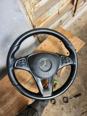 Glc300 2016 Steering Wheel