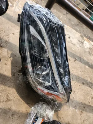C300 2017 Left Side Headlight