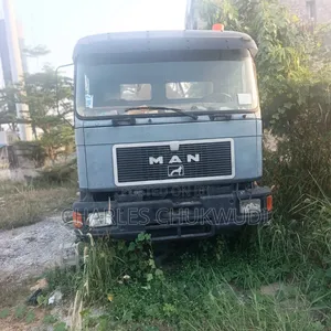 Man Diesel Tractor Head
