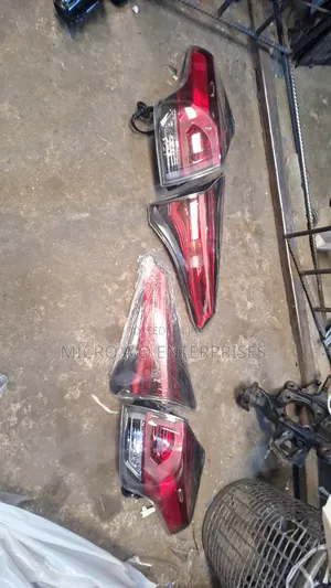 Complete Rear Light Rav4 2016