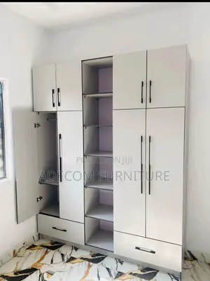 Wardrobe 6/7
