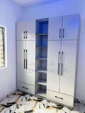 Wardrobe 6/7