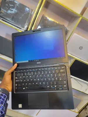 Laptop Dell Latitude 5290 8GB Intel Core I7 SSD 256GB