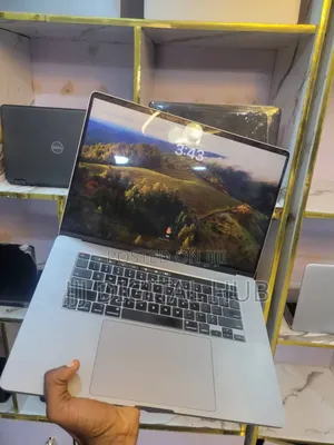 Laptop Apple MacBook Pro 2019 32GB Intel Core I7 SSD 512GB