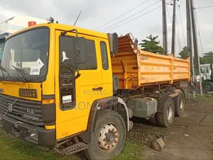 Tipper Volvo