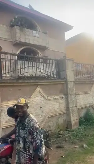 Furnished 3bdrm Block of Flats in Toll Gate, Ota for sale