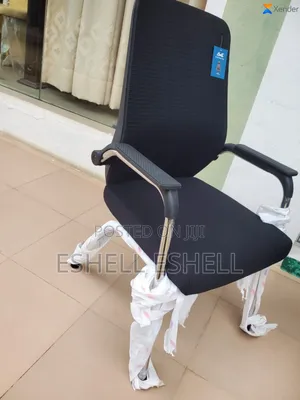 Visitor's Chair/Office Chair