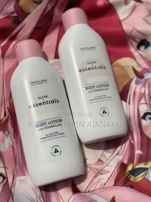 Glow Essentials Body Lotion With Vitamins E B3