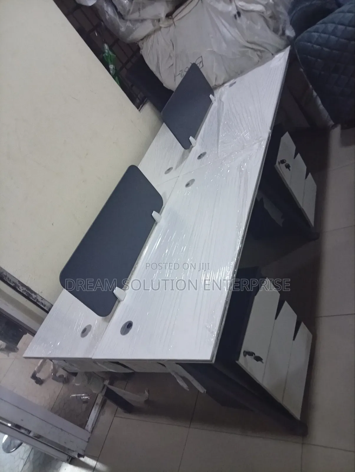 Rectangular Workstation by 4