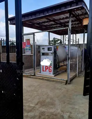 2.5 Tons Skid LPG Tank and Dispenser With Full Installation