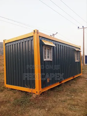 20ft Demmancated Padded Container