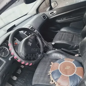 Peugeot 307 1.4 90 Grand Filou Cool 2006 Gray
