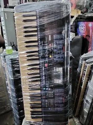 Yamaha Keyboard PSR 220