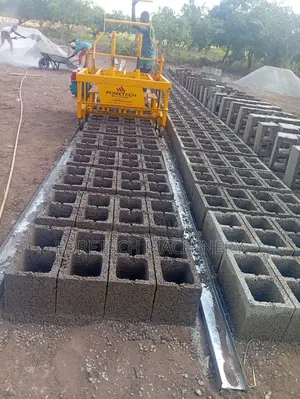 Concrete Mobile Egg Layer Molding Machine