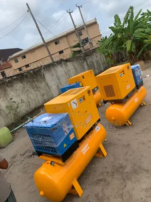 Crew Compressor 10 Hp Rotry Screw Compressor