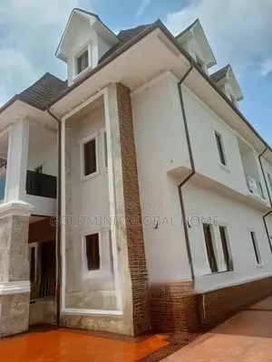 6bdrm Duplex in Gwarinpa Extension, Life Camp for sale