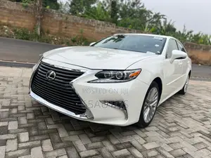 Lexus ES 350 FWD 2013 White