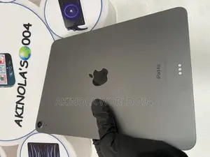 Apple iPad Air 64 GB Black