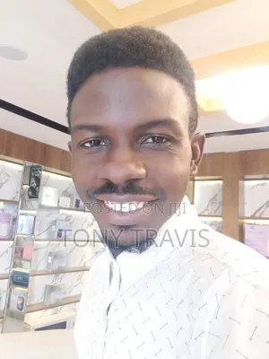 Adekunle Oluwatoni Resumé