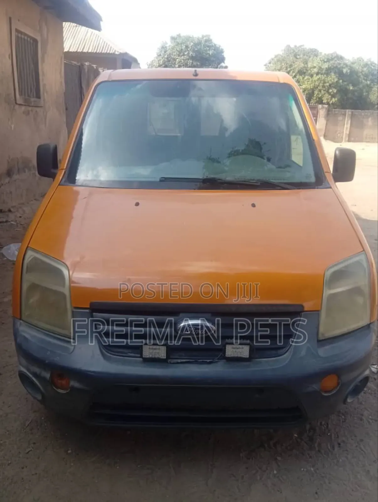 Ford Transit 2005 Orange