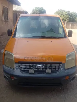 Ford Transit 2005 Orange