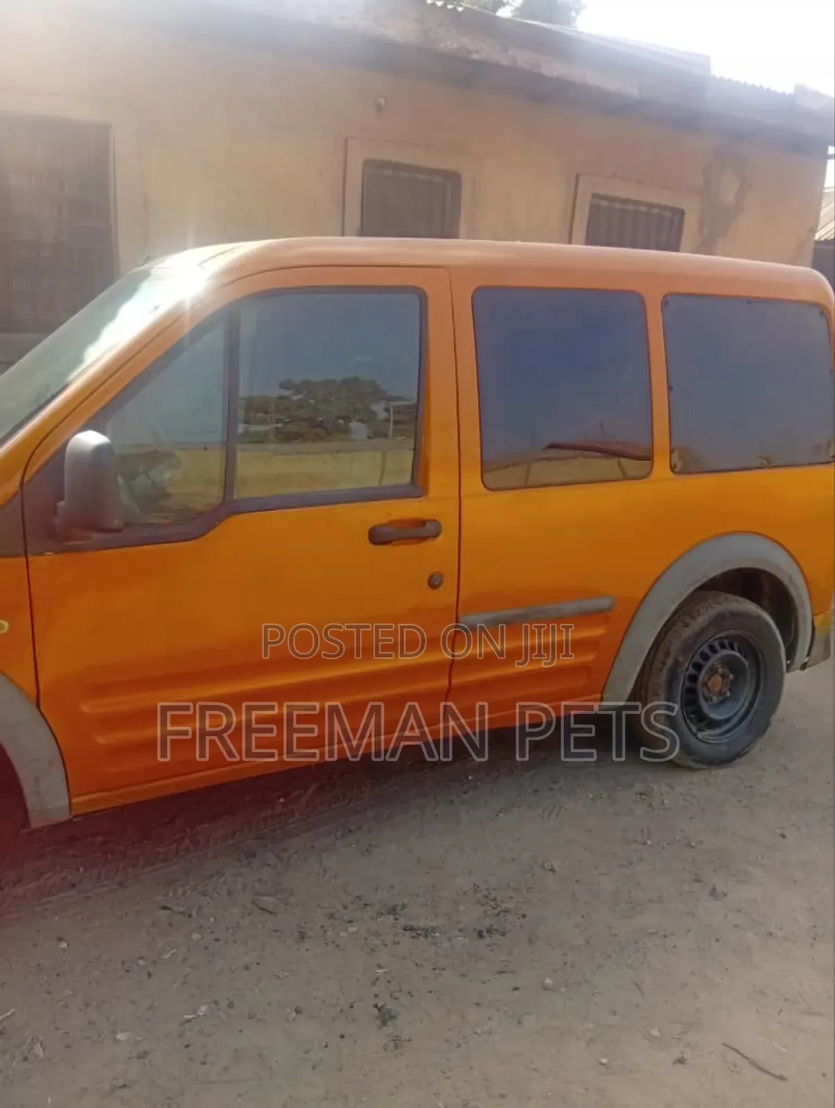 Ford Transit 2005 Orange