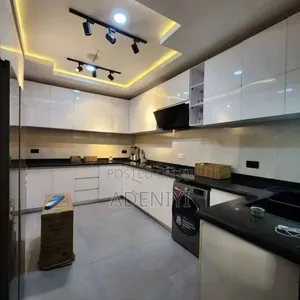Modern High Gloss Kitchen Cabinet