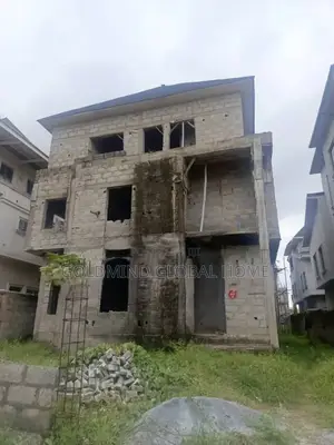 5bdrm Duplex in Lugbe, FHA for sale