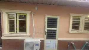 Decent 1 Bedroom Shortlet in Surulere