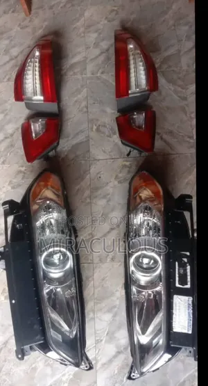 Complete Headlight and Backlight Ford Fusion 2013 Model