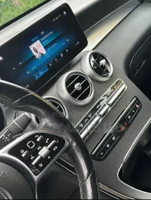 Mercedes-Benz GLC-Class 2021 Gray