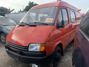 Ford Transit 2005 Red