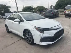 Toyota Corolla SE 2020 White