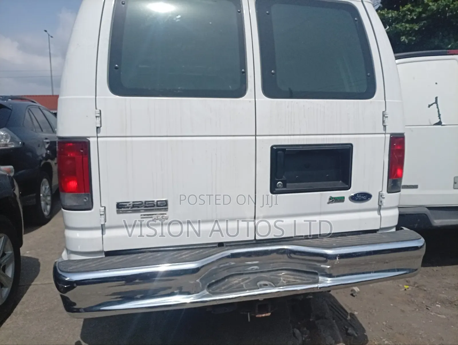 Ford E250 2010 White