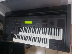 Yamaha Organ Keyboard El 57