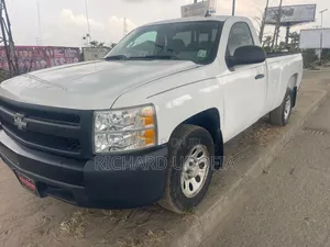 Chevrolet Silverado 2008 Model Truck