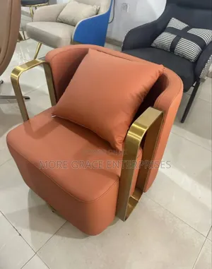 Swivel Arm Chair