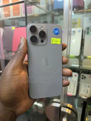Apple iPhone 16 Pro Max 256 GB Silver