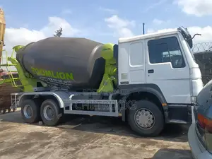 Howo Sinotruk Concrete Mixer 2021 White