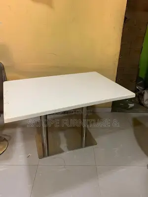 High Quality Restaurant Table Double Leg